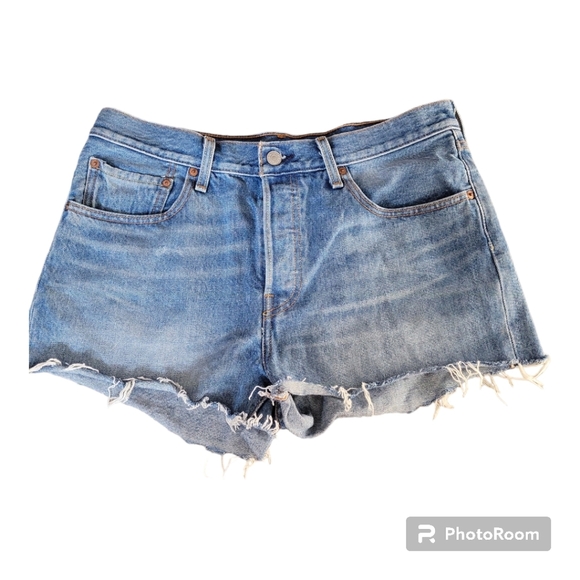 Levi's 501 Jean Shorts - Picture 2 of 7
